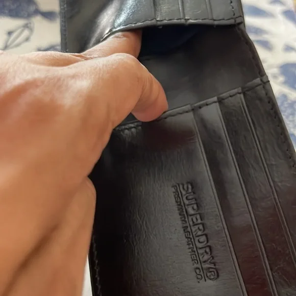 Superdry bifold wallet, premium black leather - Picture 8 of 10